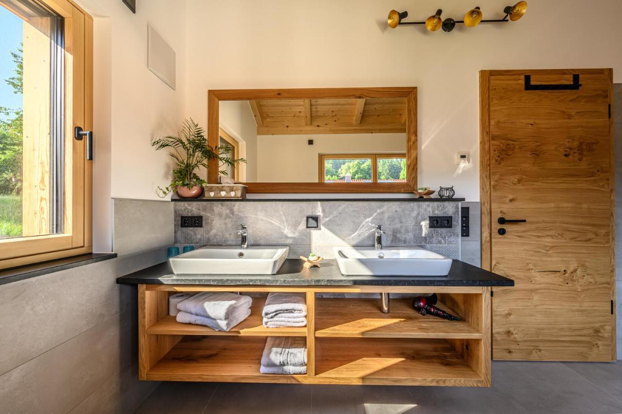 Kroner Chalets ซวีเซิล ภายนอก รูปภาพ